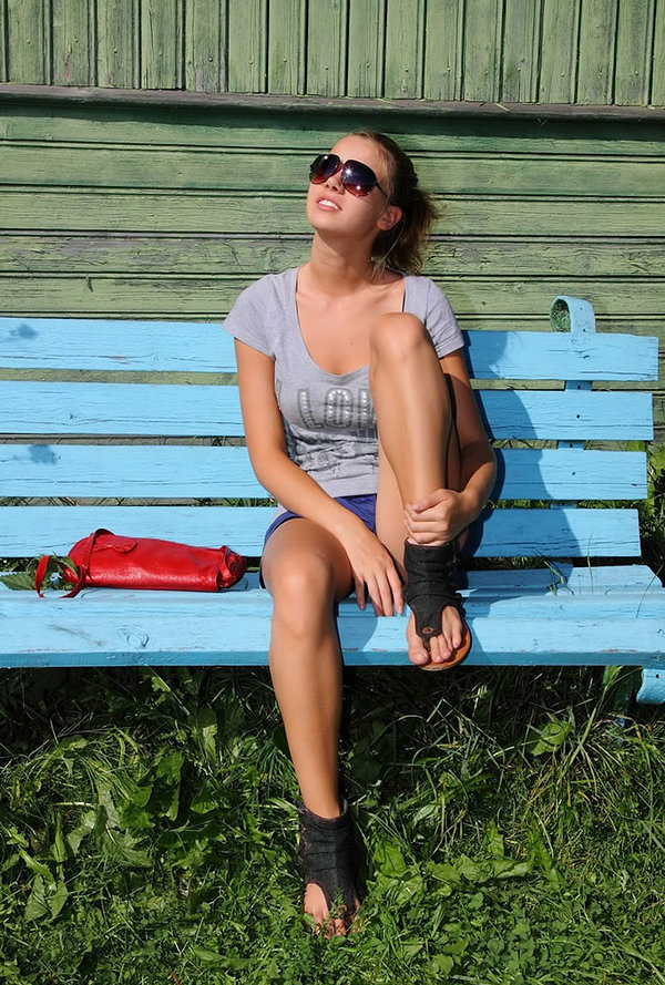 Мари, 23
